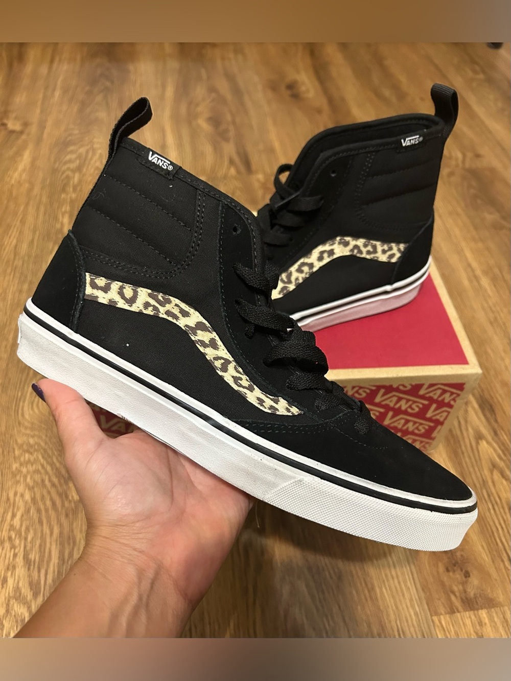 VANS ashwood black suede animal print lace up shoes sneakers women’s 7 new
